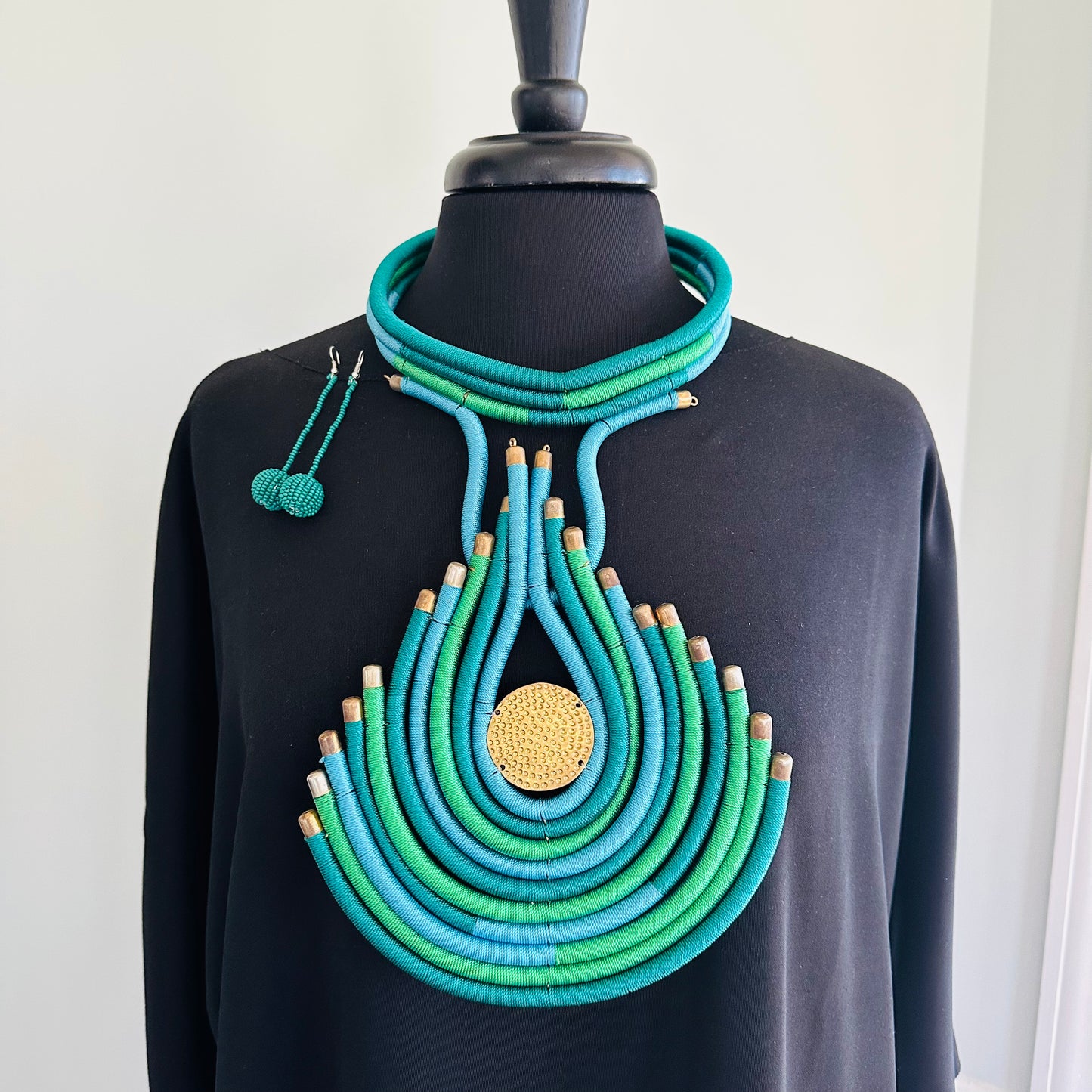 The Swahili Necklaces