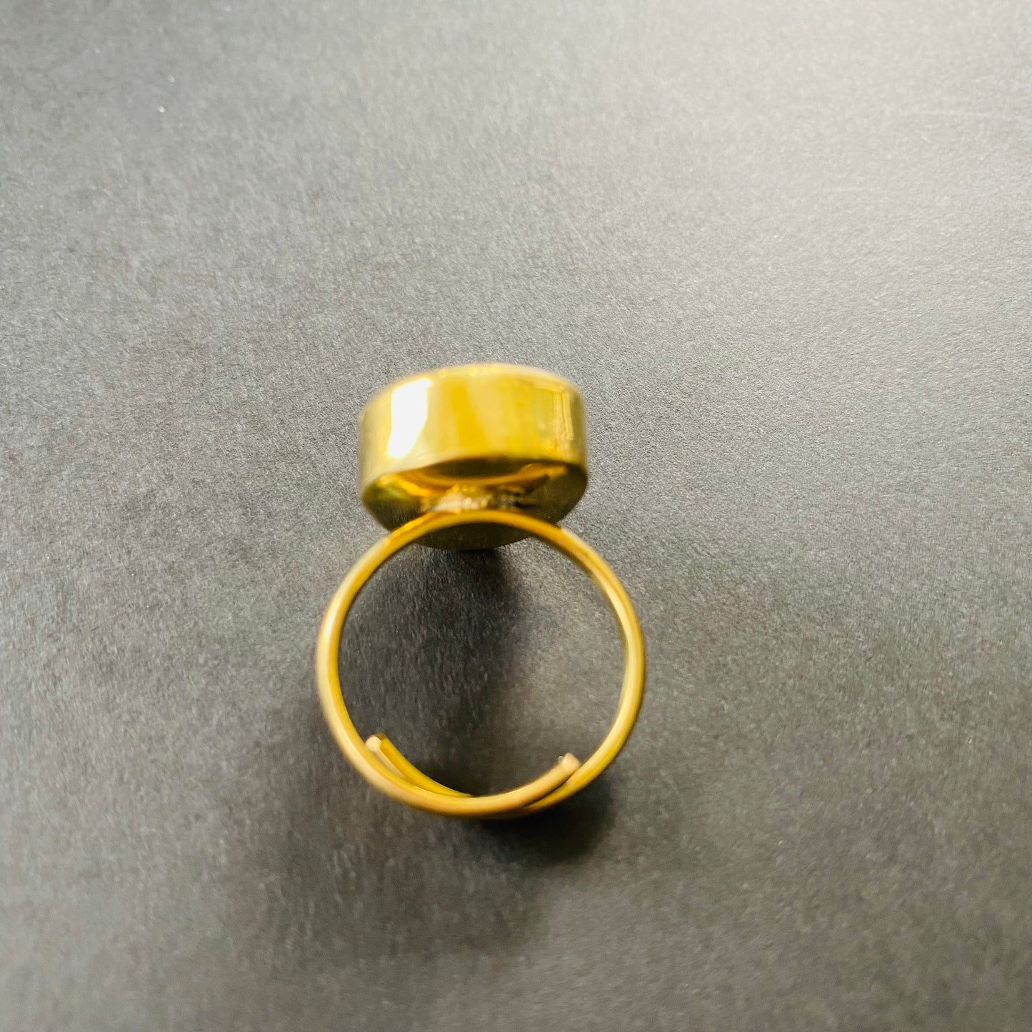 Classy Cowrie Shell Ring