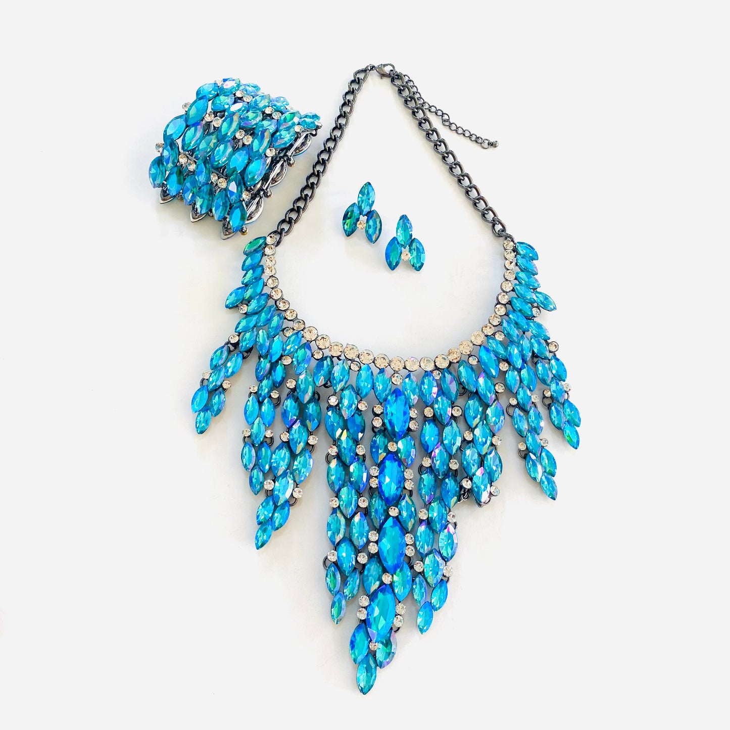 Razzle Dazzle Necklace Sets