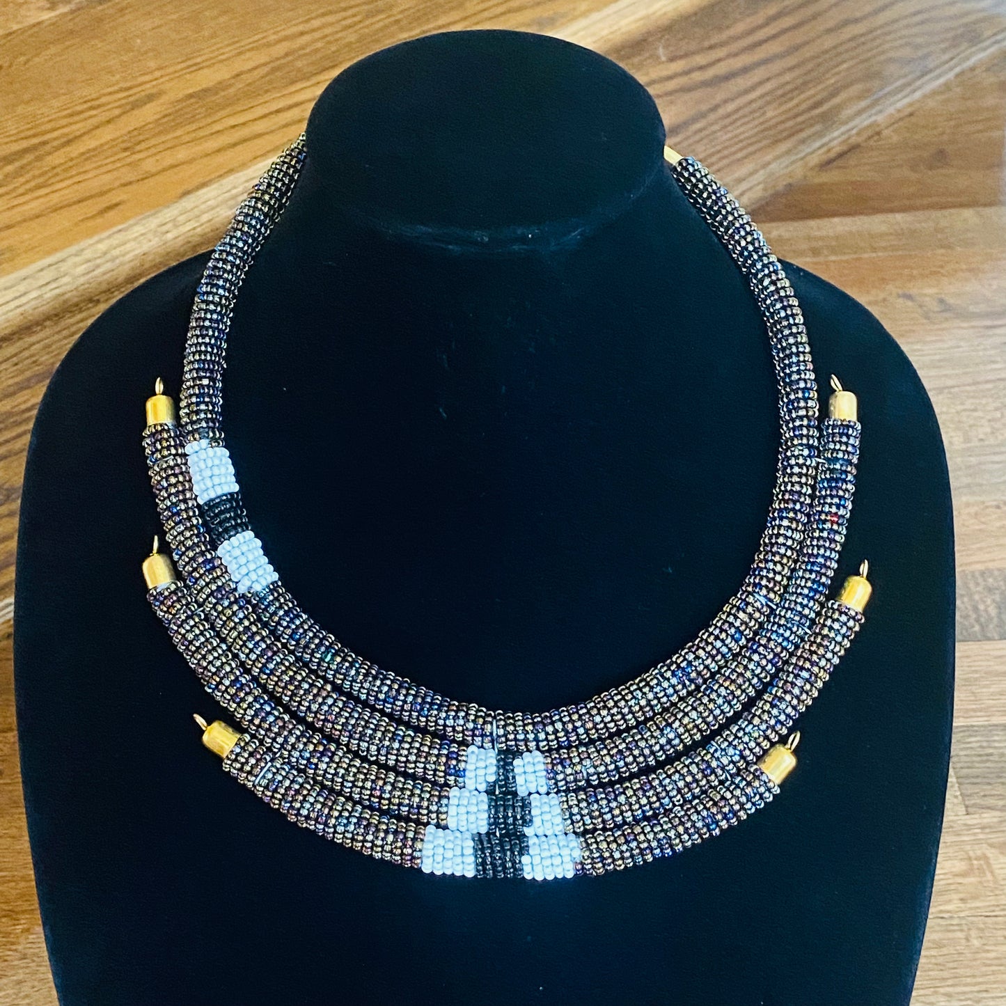 DeeDee Necklace - Iridescent