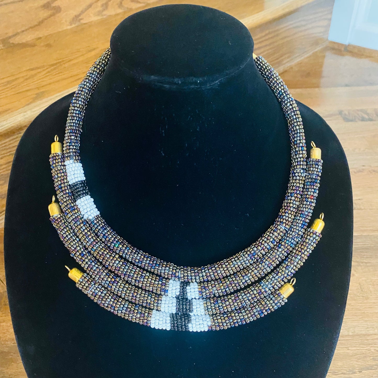 DeeDee Necklace - Iridescent