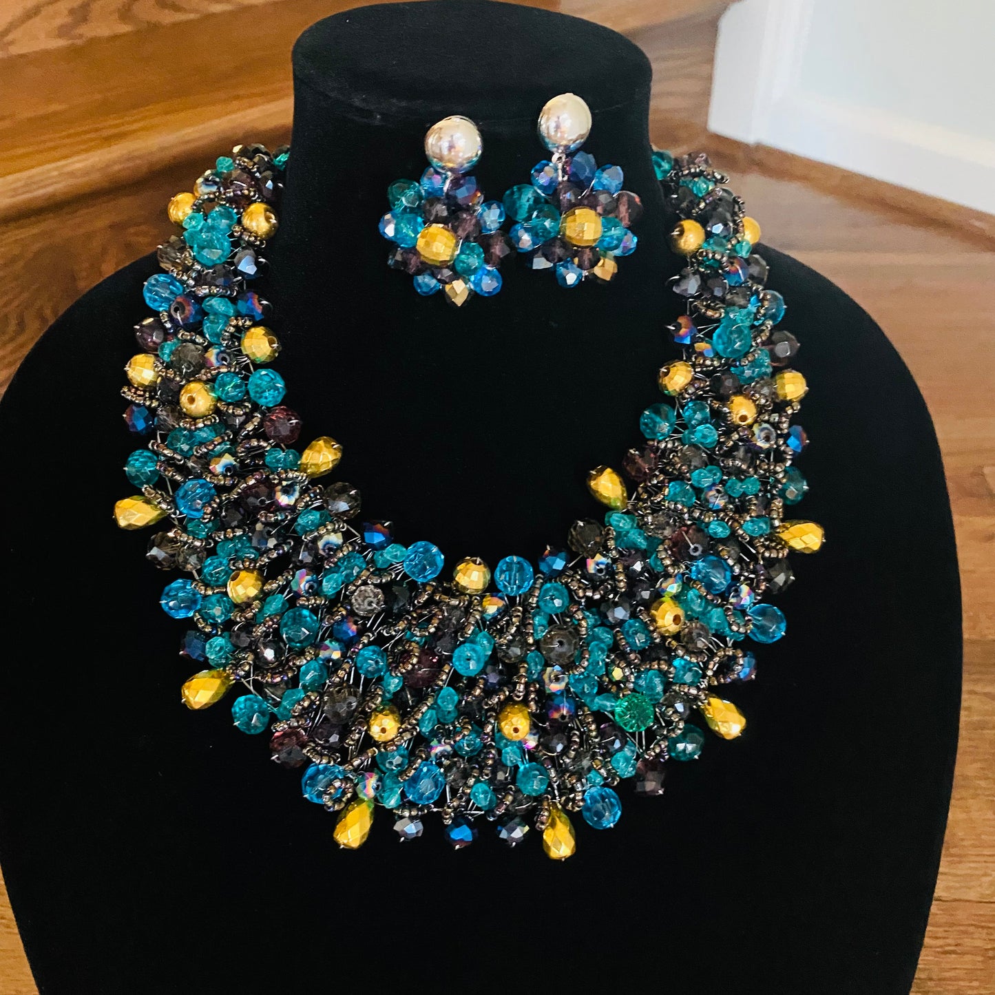 Crocheted Crystal Necklace w/ Earrings