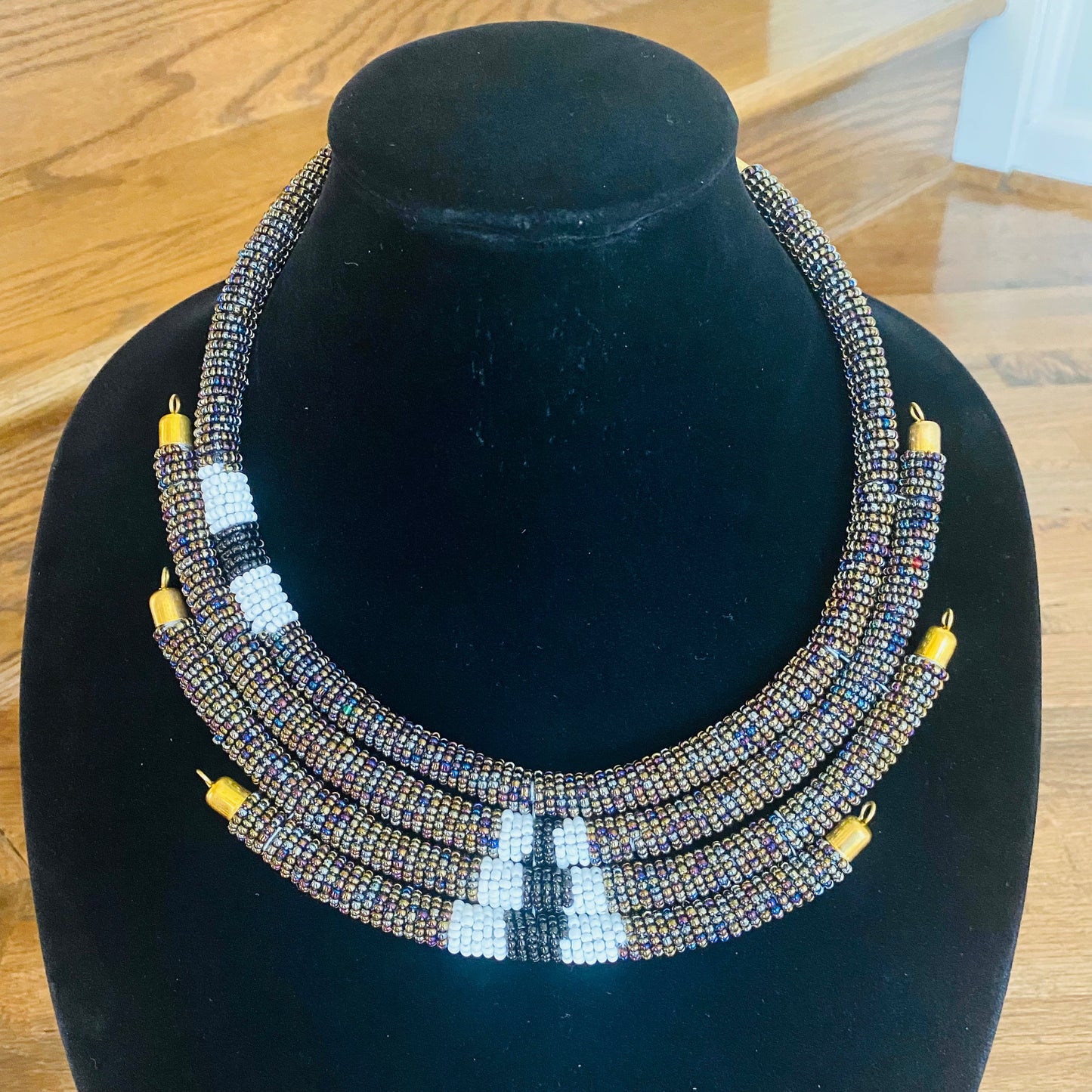 DeeDee Necklace - Iridescent