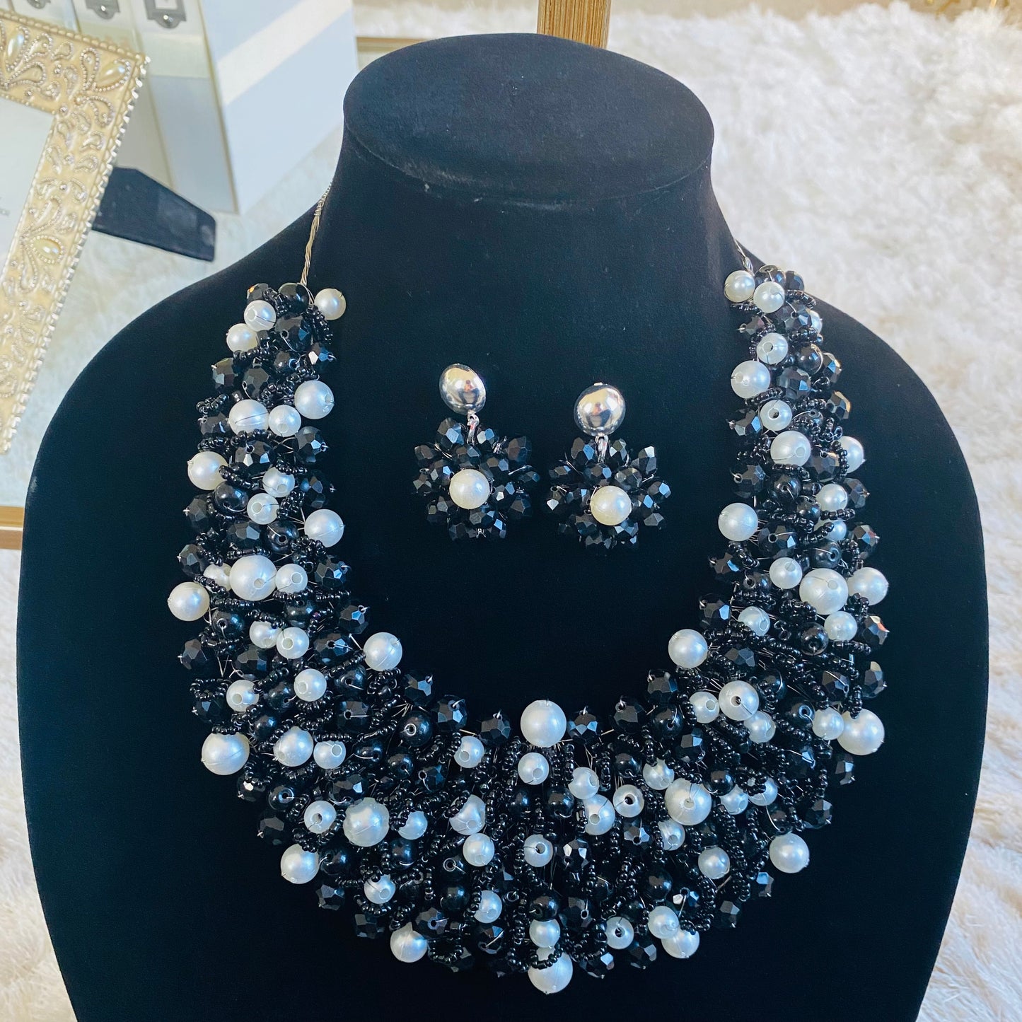 Crocheted Crystal Necklace w/ Earrings