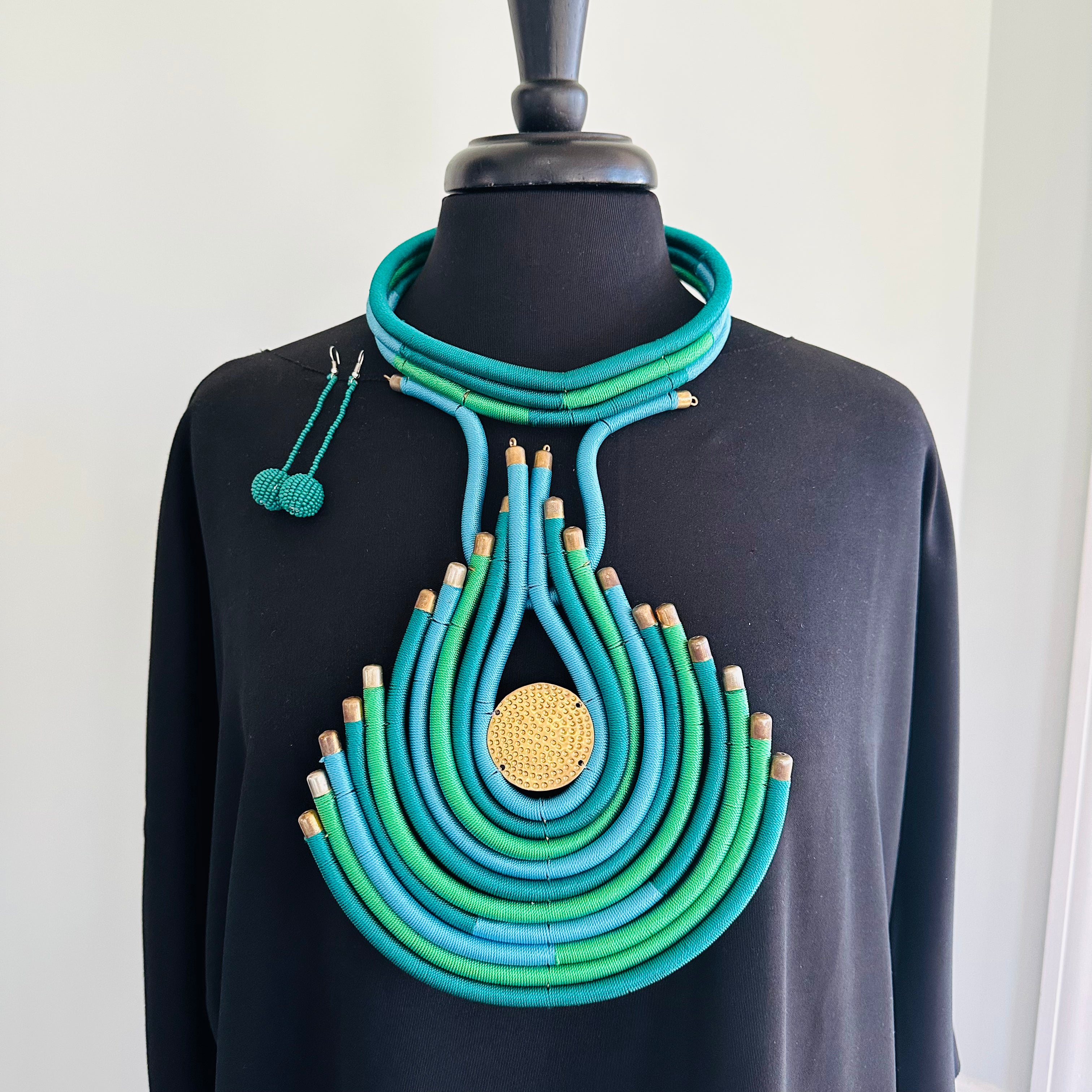 The Swahili Necklaces