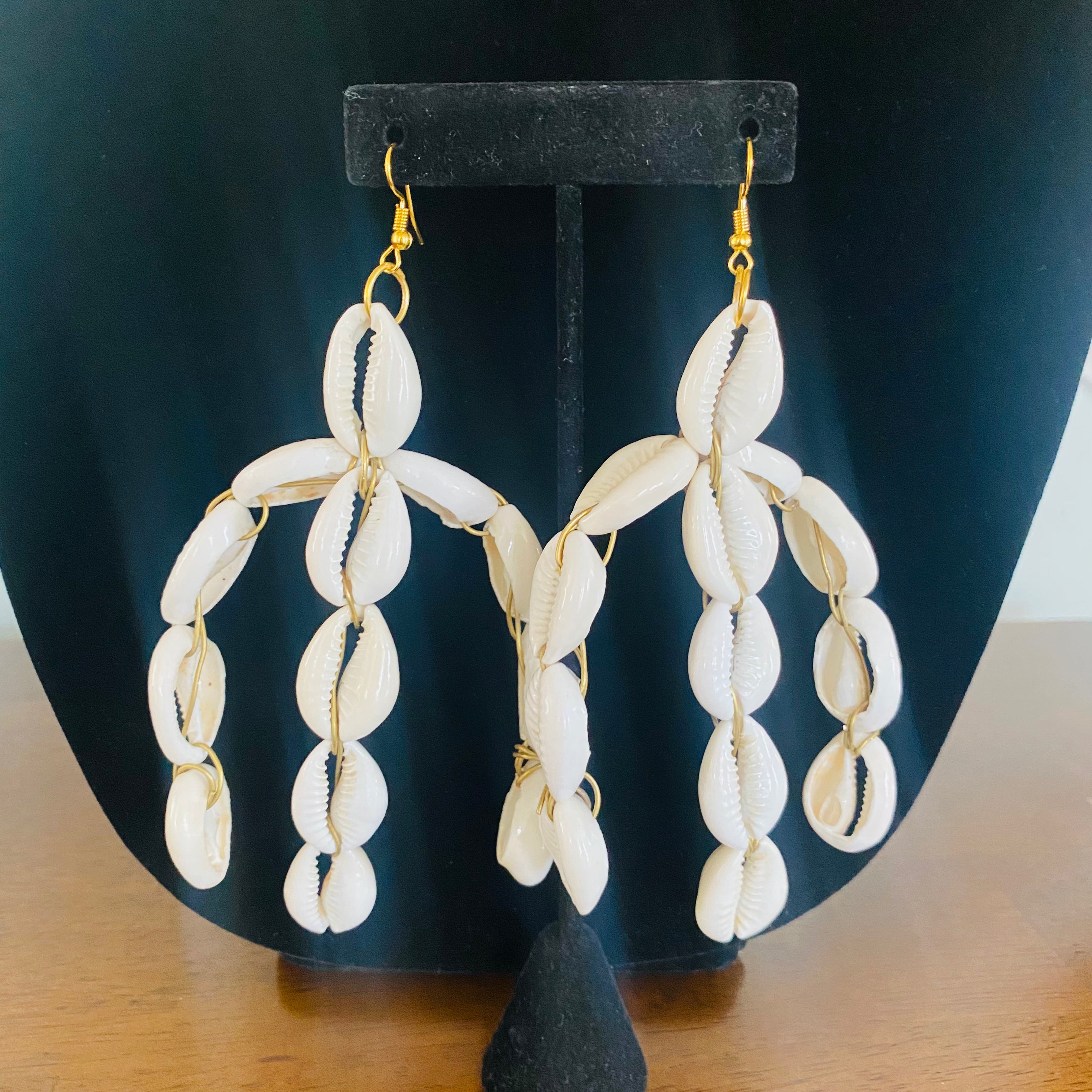 Ari Earrings – view 3
