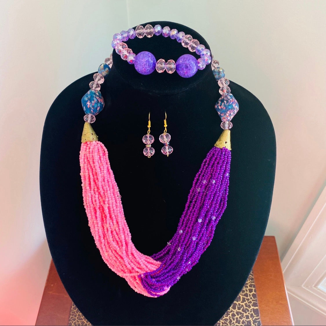 Regal African Necklace Sets – view 12