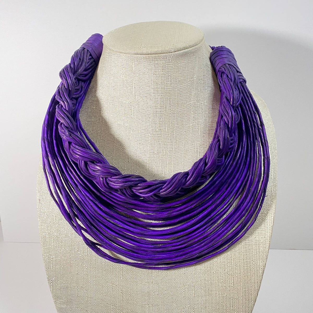 Semi-Braided Raffia Necklace – view 5