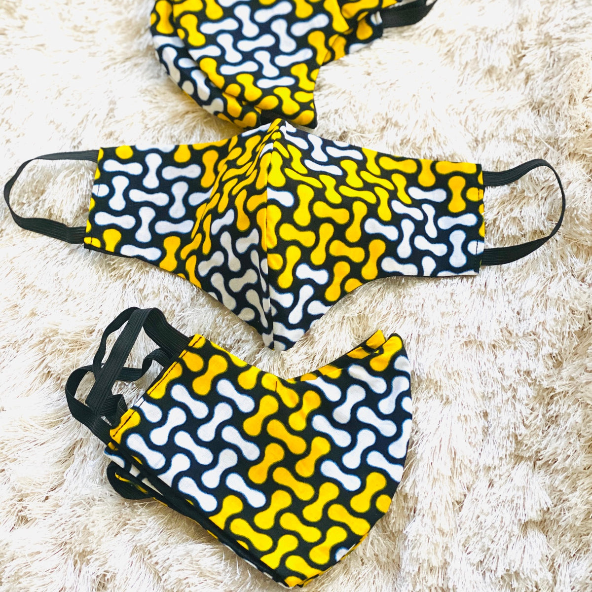 Bumblebee African print face mask – view 4