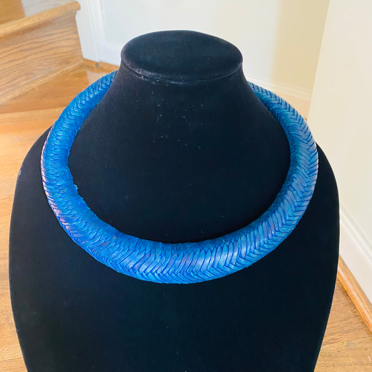 Jumbo Leather Choker – African necklace – view 46