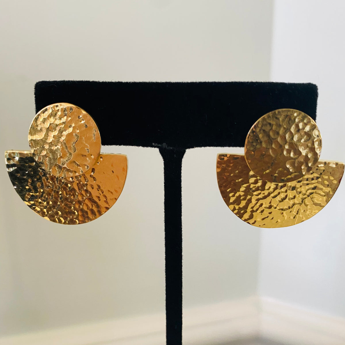 Grace Hammered Studs – African earrings