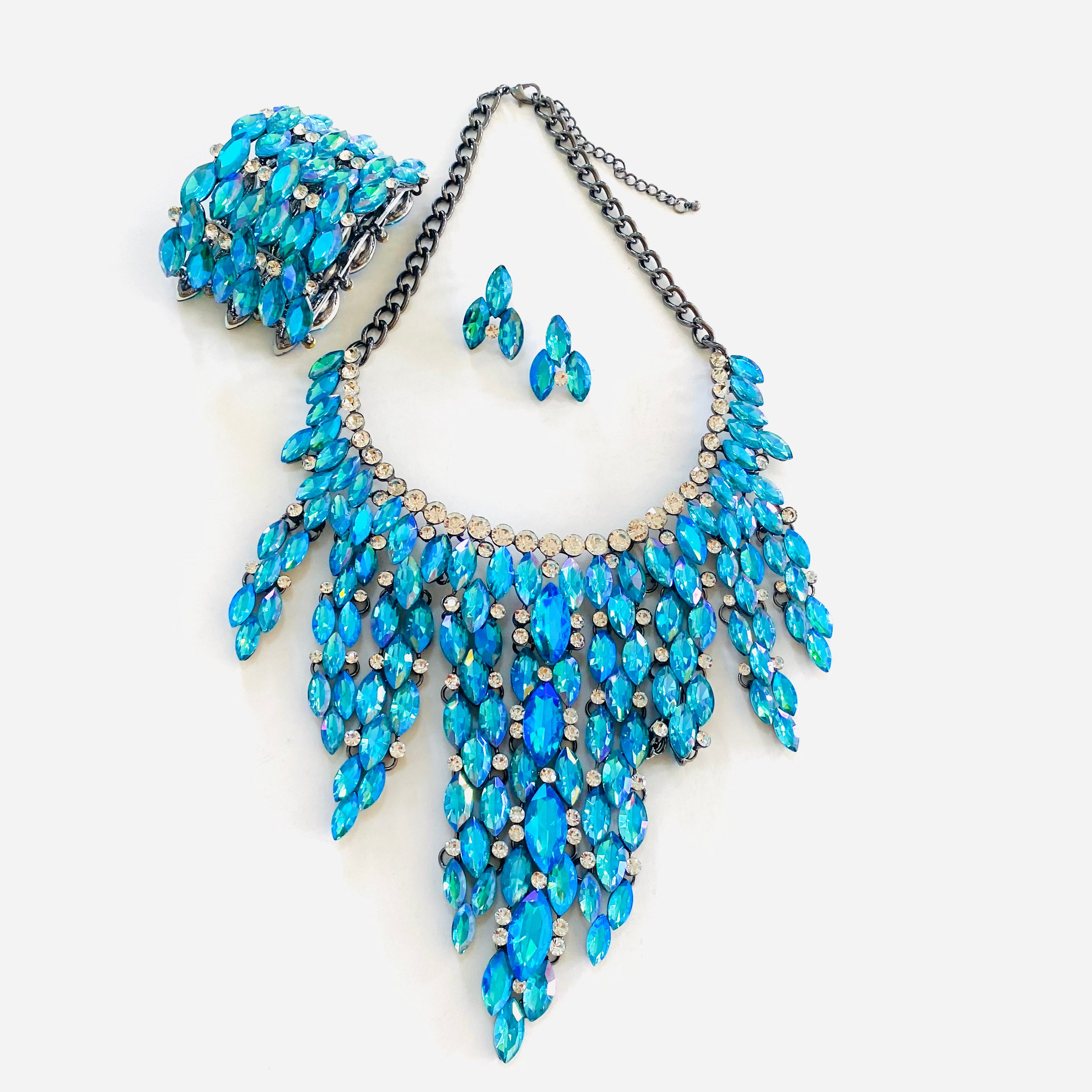 Razzle Dazzle Necklace Sets