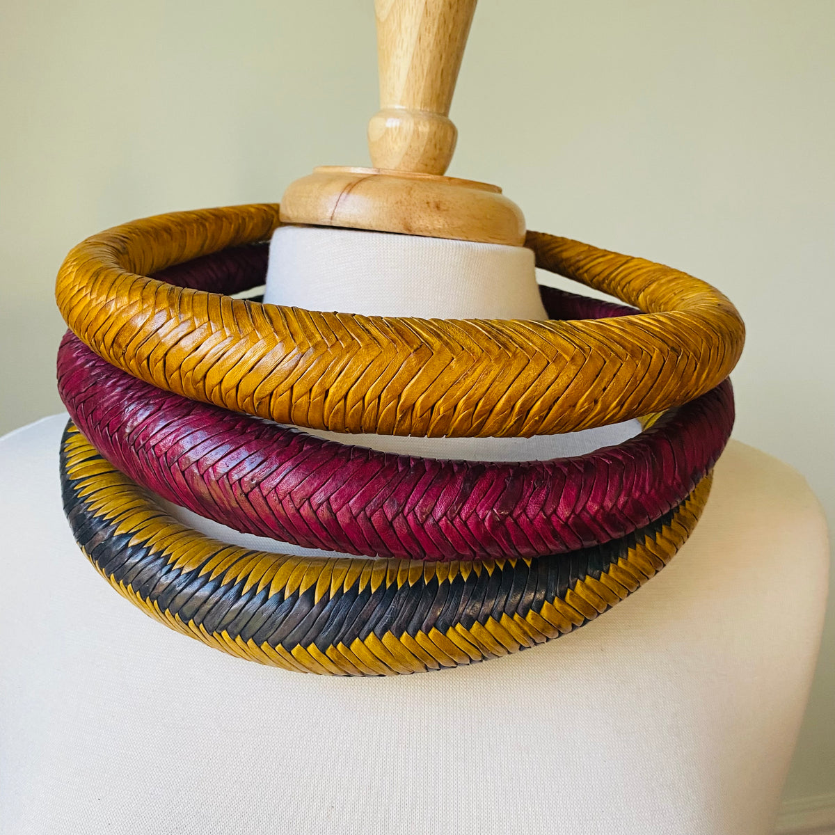 Jumbo Leather Choker – African necklace – view 20