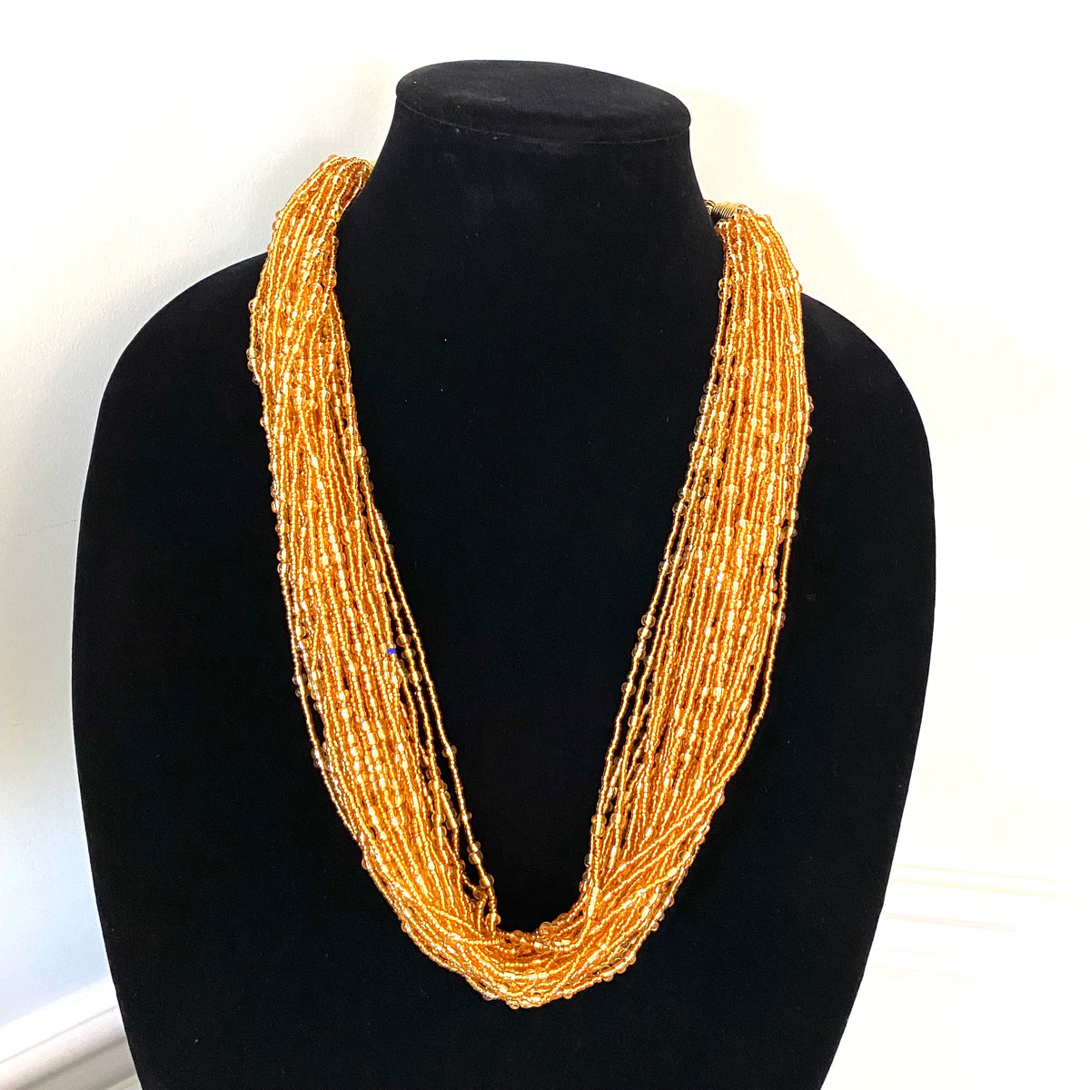 Simply Beaded Elegance w/ matching earrings – view 13