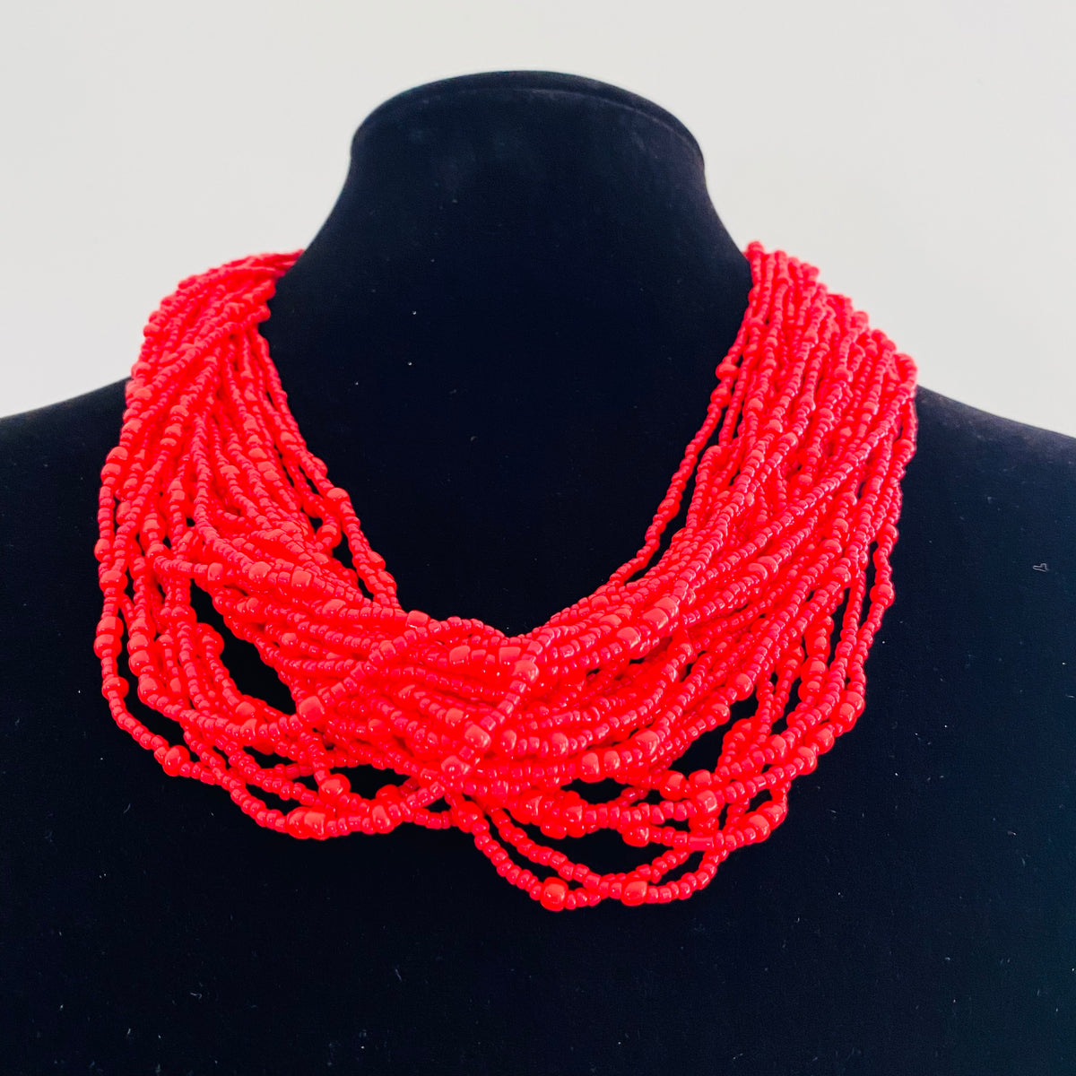 Simply Beaded Elegance w/ matching earrings – view 12