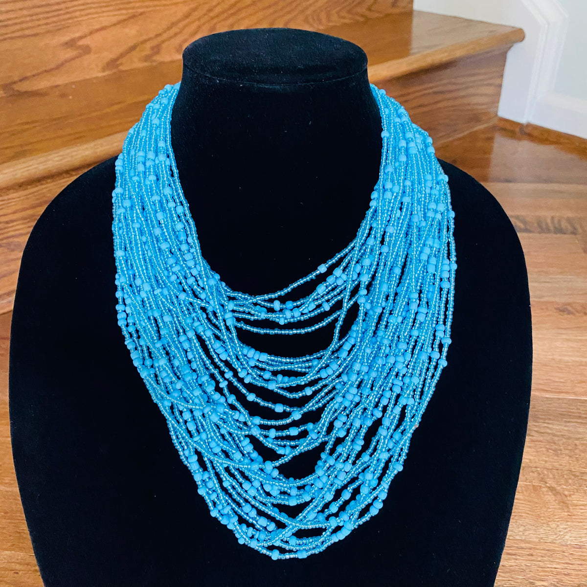 Simply Beaded Elegance w/ matching earrings – view 3