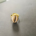 Load image into Gallery viewer, Classy Cowrie Shell Ring
