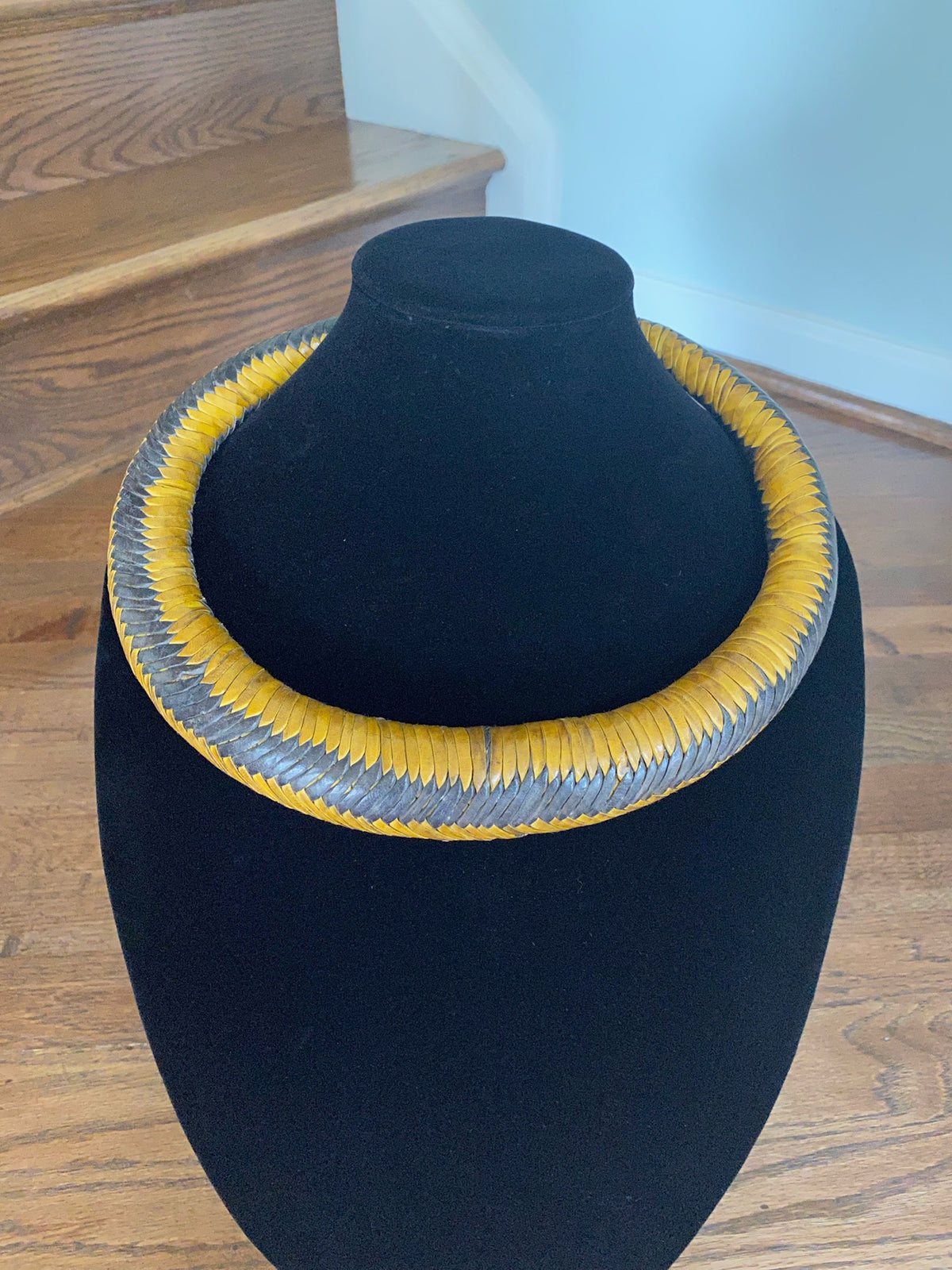 Jumbo Leather Choker – African necklace – view 3