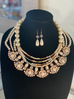 Load image into Gallery viewer, Mona Necklace
